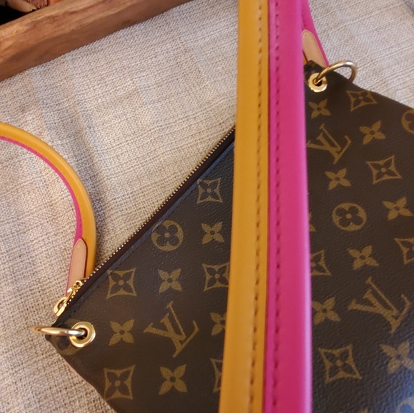 Louis Vuitton lorette - Picture 3 of 7